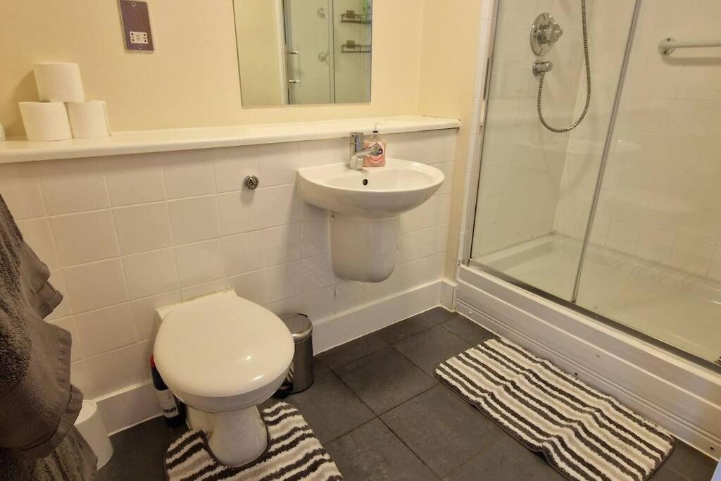 2 Bedroom Apartment Central Birmingham City Centre Exterior photo